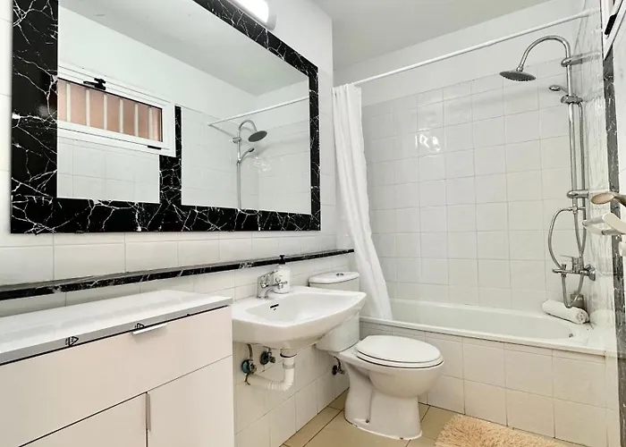 Torres De Yomely - Y1g * プラヤ・デ・ラス・アメリカス